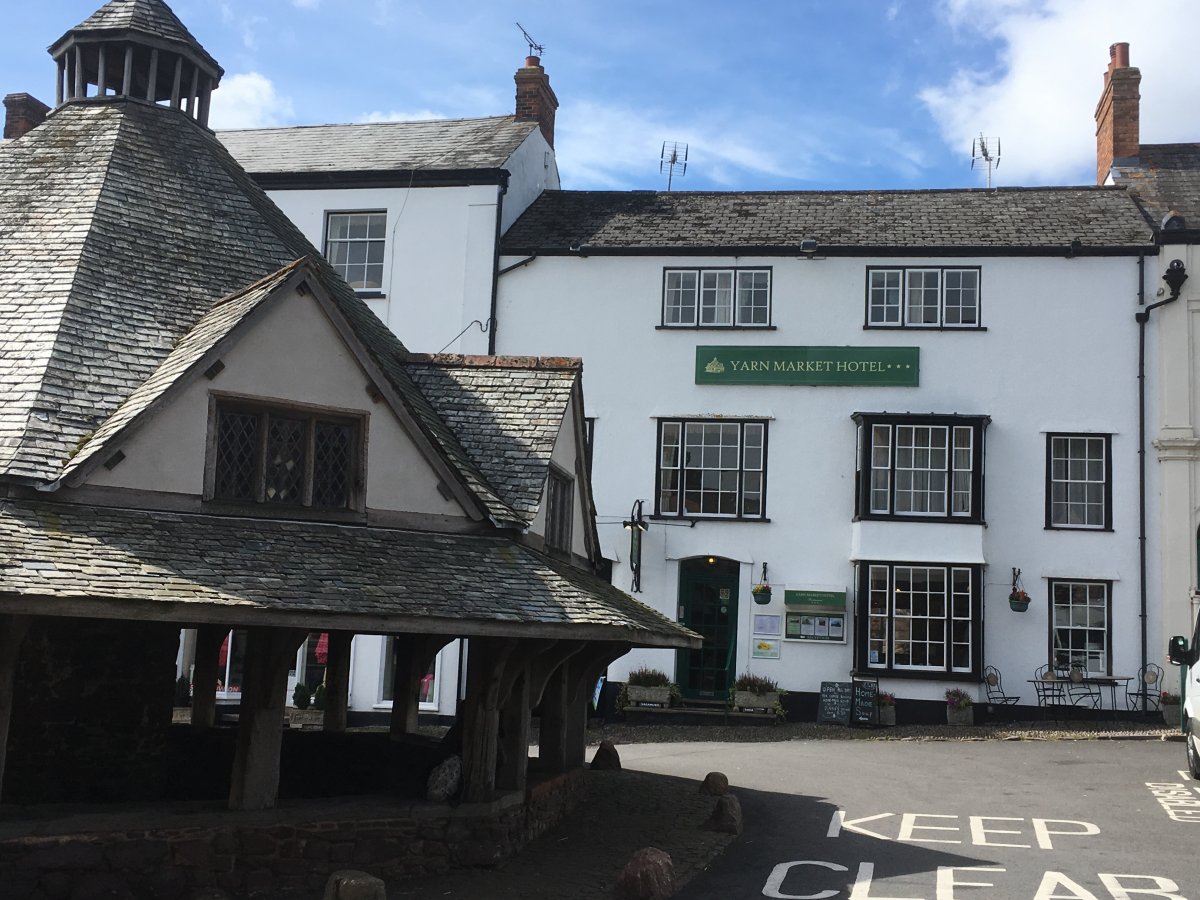 Yarn Market Hotel, Dunster